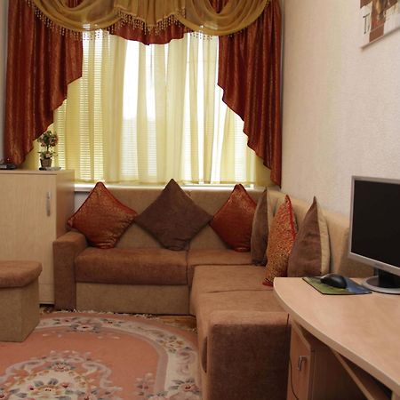 Zaporizhia Kristina Hotel מראה חיצוני תמונה