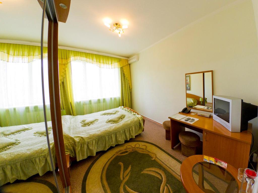 Zaporizhia Kristina Hotel חדר תמונה